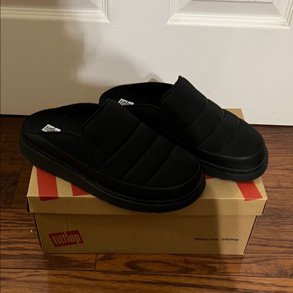 Fitflop Quilted Black Slip-On Clog